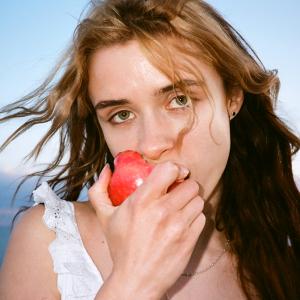 Maisy Banks4 LEAD PRESS