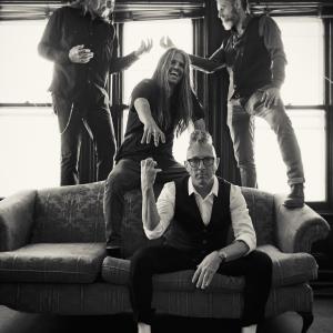 Small Tool E 1463 final FAV BW